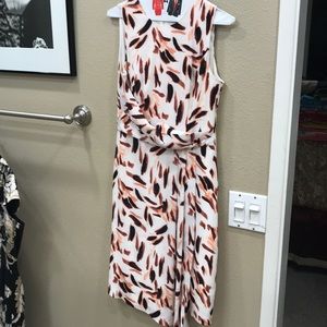 Closet sale!! Stunning dress. White w/ Peach/blush pattern   Sz2